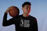 顺子🃏崔永熙成第3位加盟篮网华人/华裔 与易建联&林书豪连号