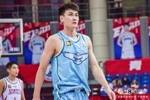 一阶段出场时间榜：多米尼克-琼斯41.2分钟第1 王睿泽40.6分钟第2