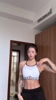 李添荣女友胡玄子自拍，这大花臂挺有冲击力